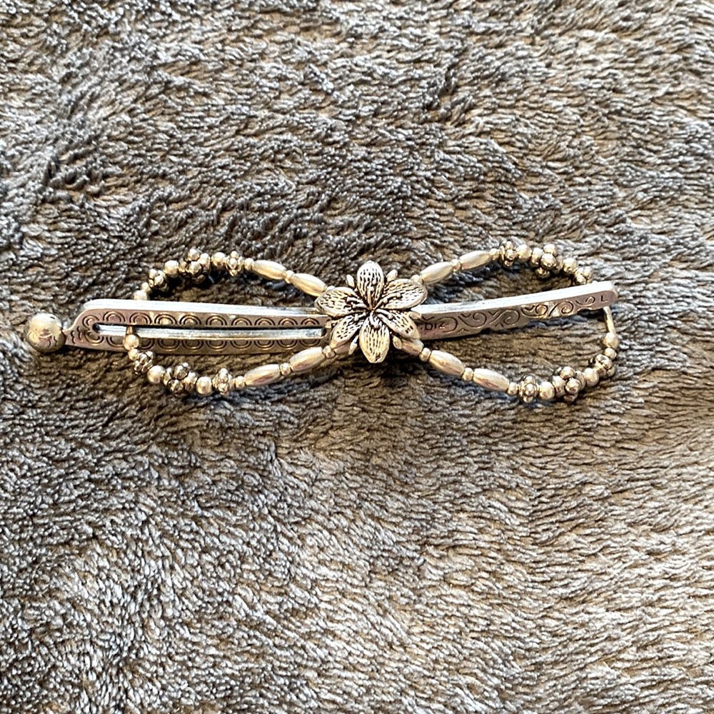 Hair pin designed to hold your ponytail